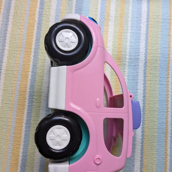 ⭐ Little People Car - Picture 7 of 8